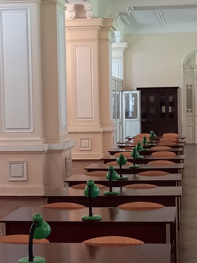 Про бібліотеку