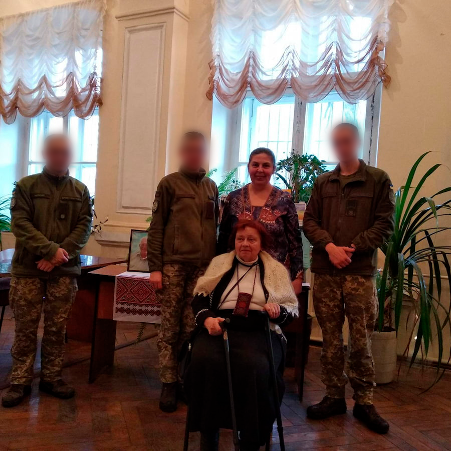 Про бібліотеку